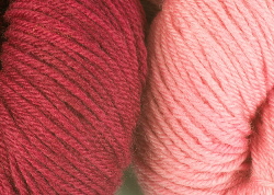 BFL wool dyed with cochineal dye extract | CochinealDye.com
